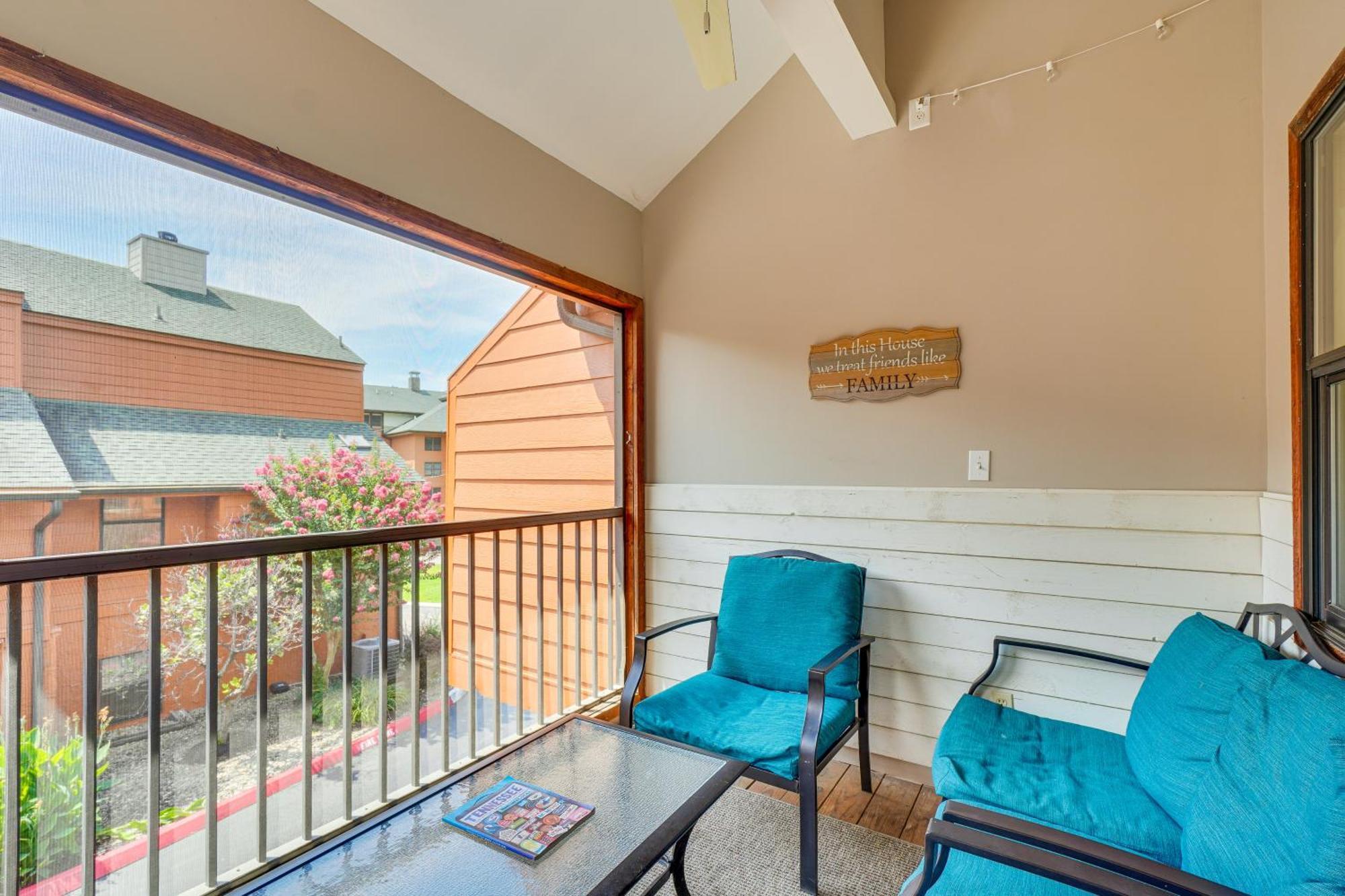 Gatlinburg Mountain Townhome With Pool Access! ภายนอก รูปภาพ