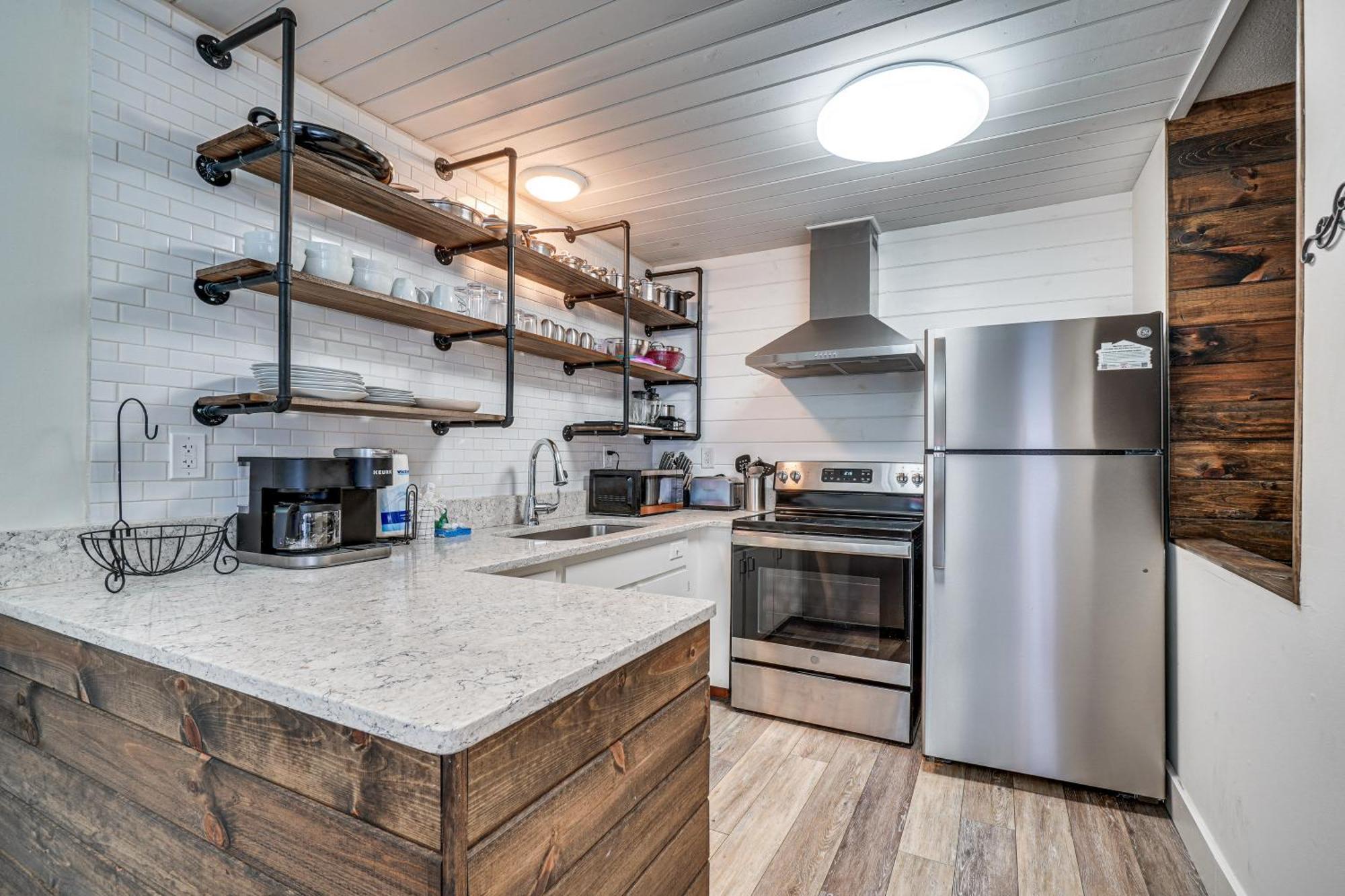 Gatlinburg Mountain Townhome With Pool Access! ภายนอก รูปภาพ