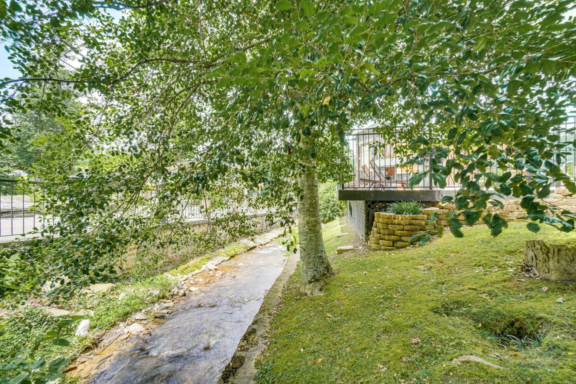 Gatlinburg Mountain Townhome With Pool Access! ภายนอก รูปภาพ