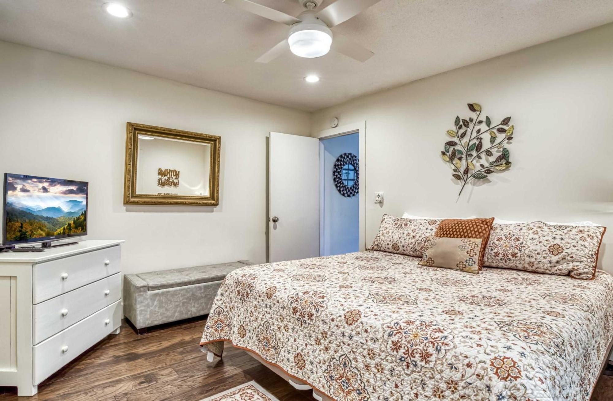 Gatlinburg Mountain Townhome With Pool Access! ภายนอก รูปภาพ